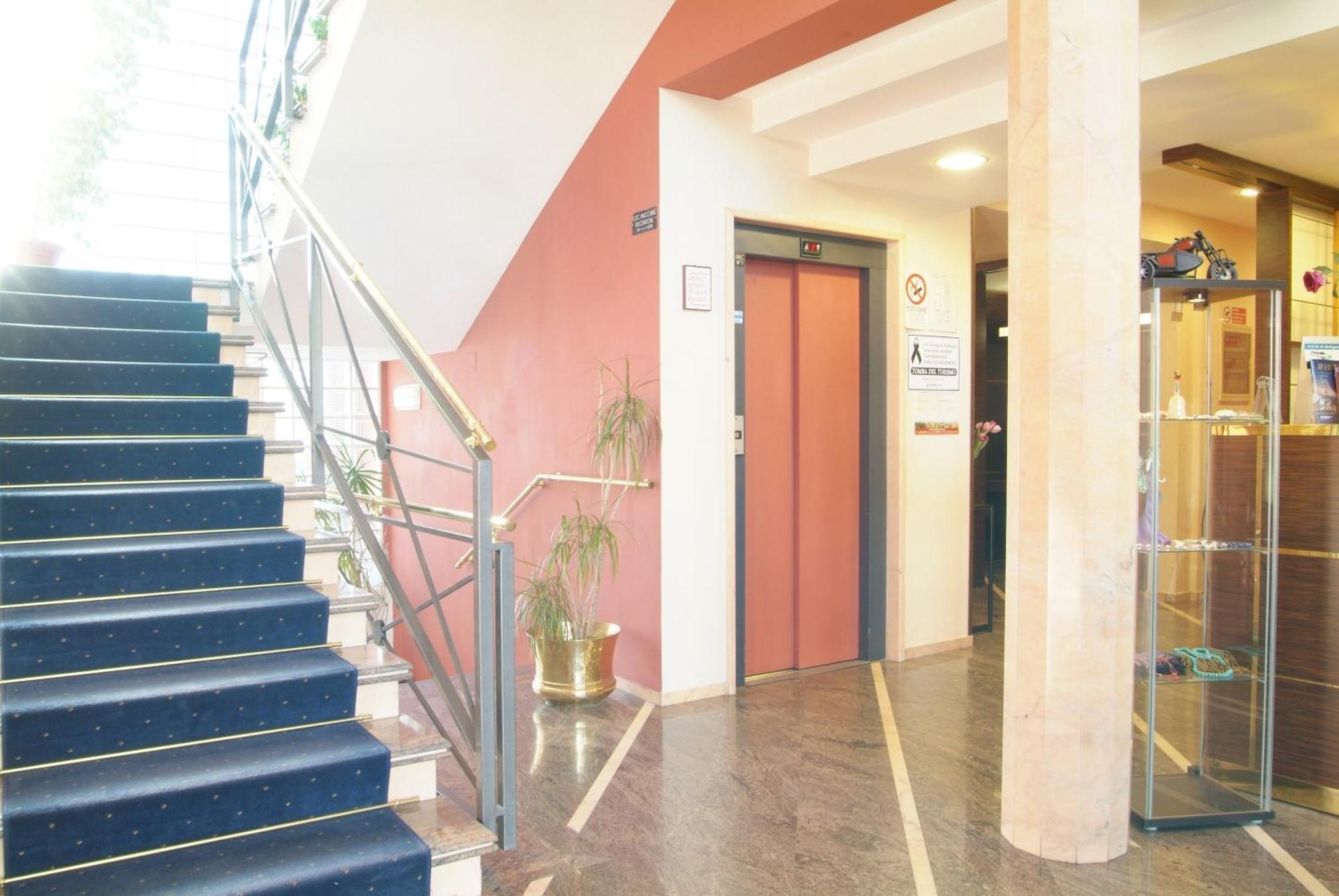 Hotel Maxim بولونيا المظهر الخارجي الصورة